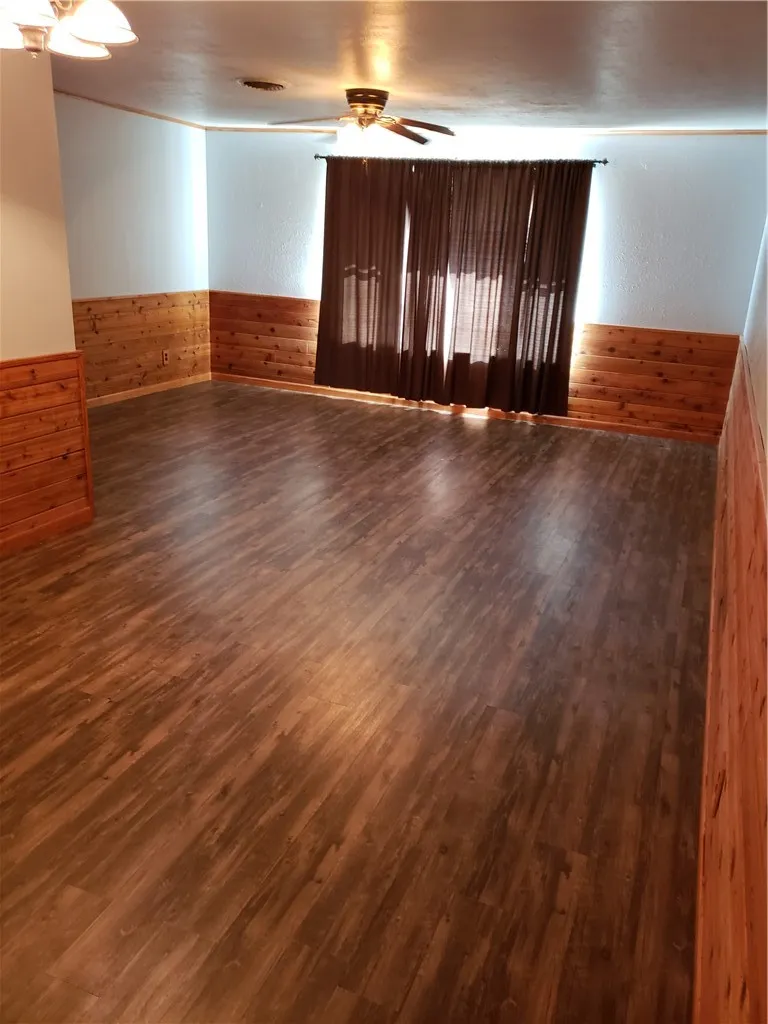 106 E Janin Circle Portland, TX 78374