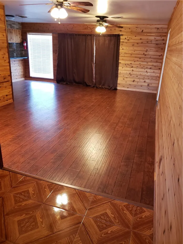 106 E Janin Circle Portland, TX 78374