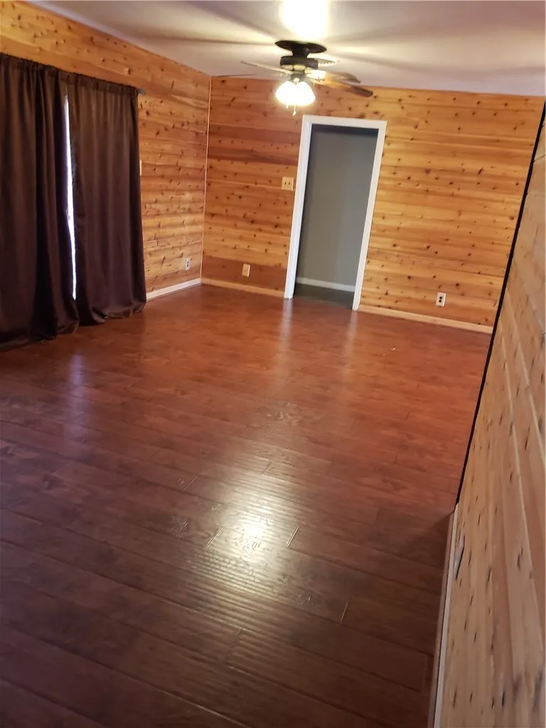106 E Janin Circle Portland, TX 78374