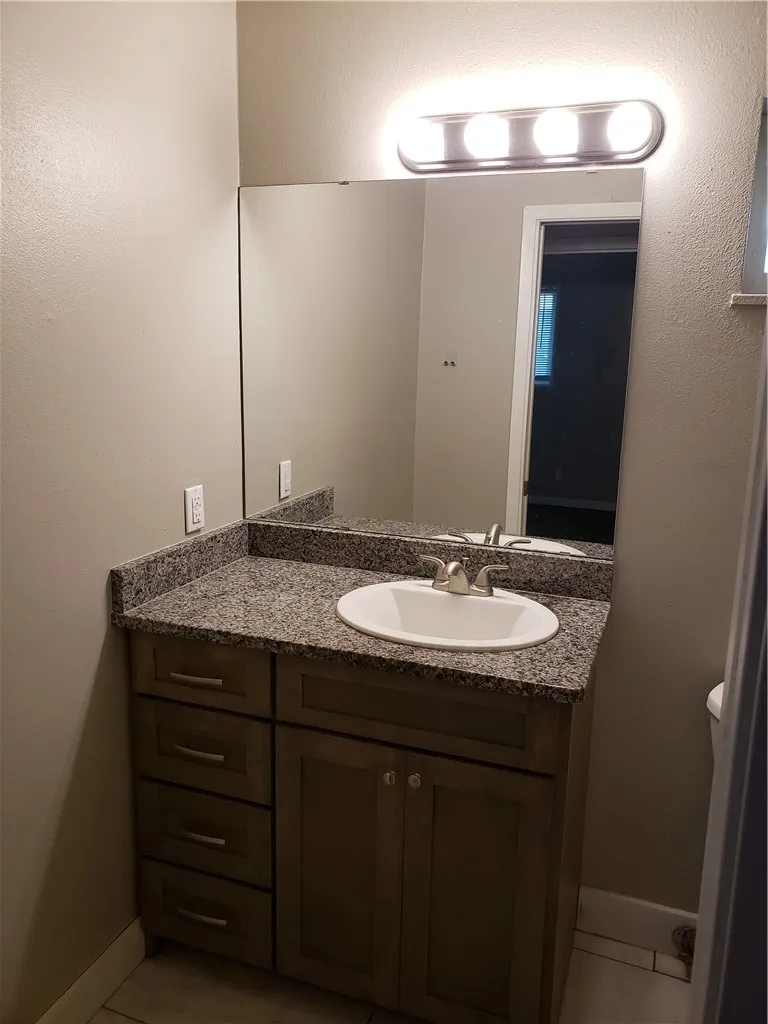 106 E Janin Circle Portland, TX 78374
