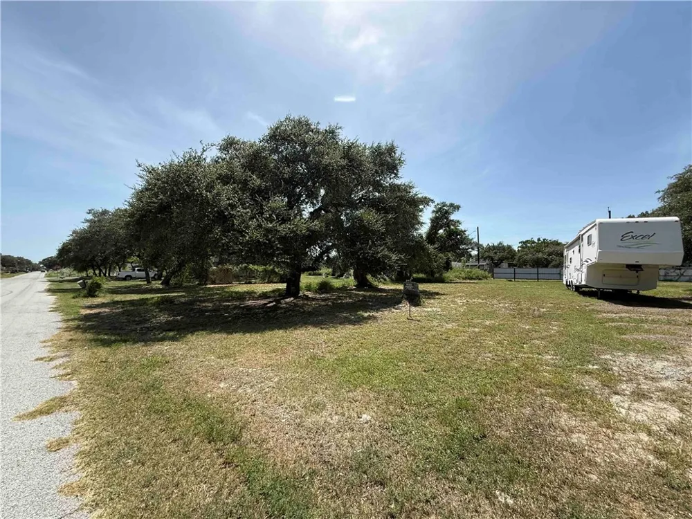 336 8th Aransas Pass, TX 78336