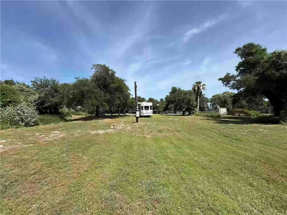 336 8th Aransas Pass, TX 78336