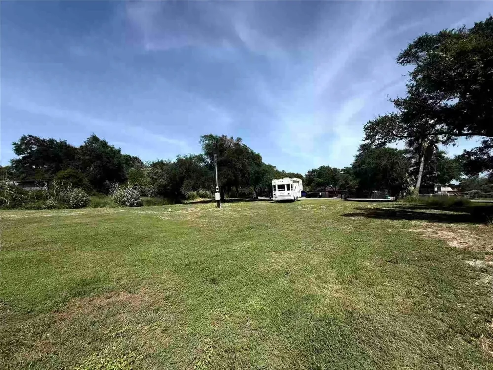 336 8th Aransas Pass, TX 78336