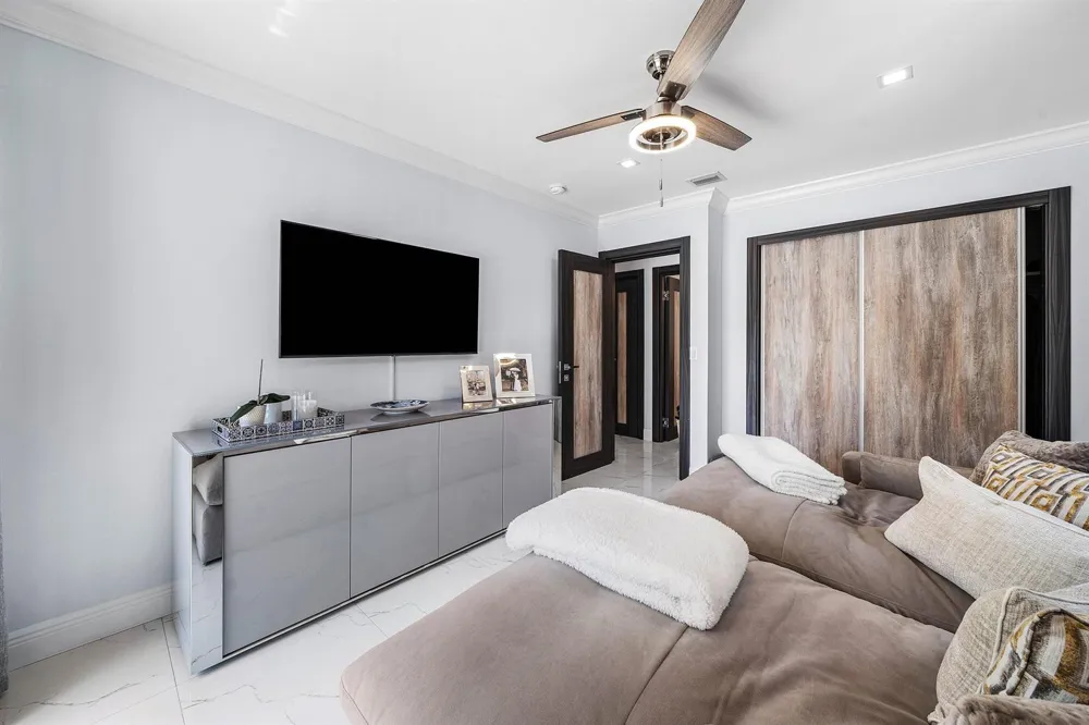 1029 W Palmetto Park Road Boca Raton, FL 33486