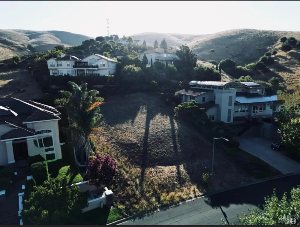2304 Bennington Drive Vallejo, CA 94591