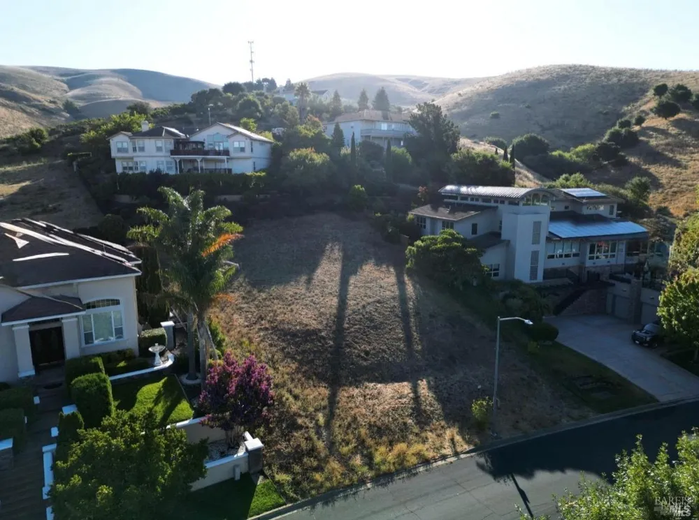 2304 Bennington Drive Vallejo, CA 94591