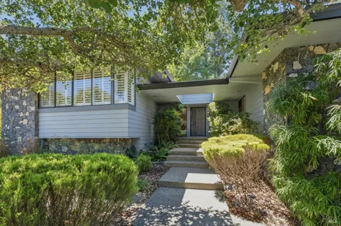 1235 White Oak Drive
