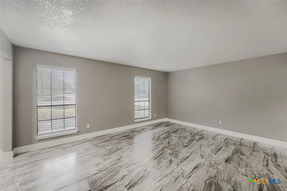 1612 Hermitage Drive Round Rock, TX 78681