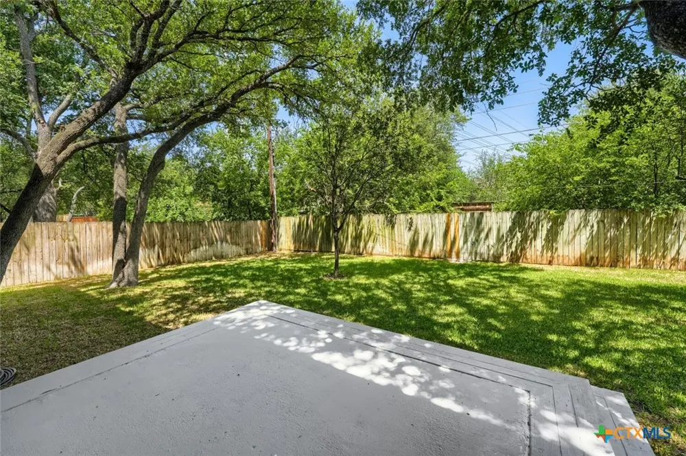 1612 Hermitage Drive Round Rock, TX 78681