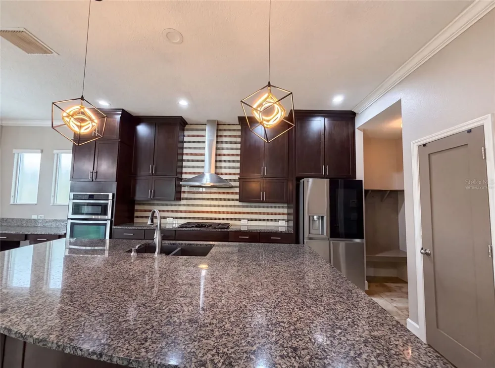7304 MILESTONE DRIVE Apollo Beach, FL 33572