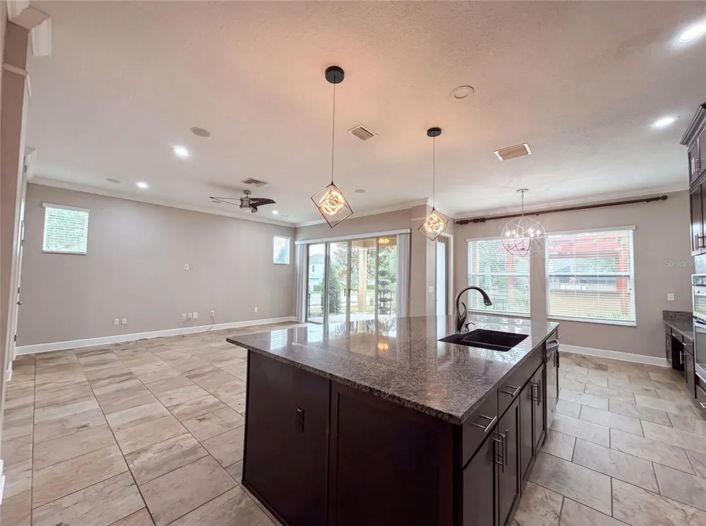 7304 MILESTONE DRIVE Apollo Beach, FL 33572