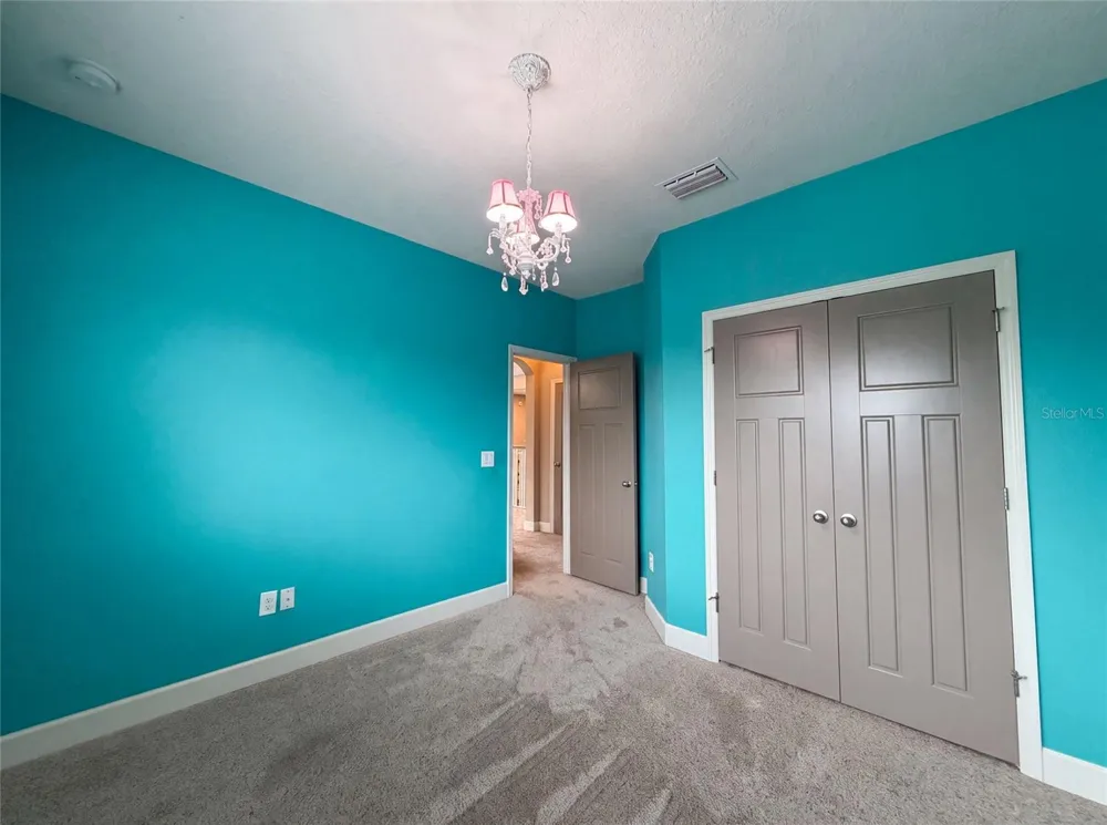 7304 MILESTONE DRIVE Apollo Beach, FL 33572