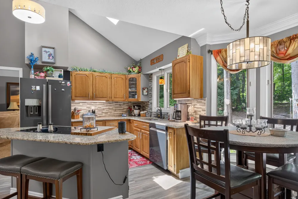 5025 Firethorne Drive Jackson, MI 49201