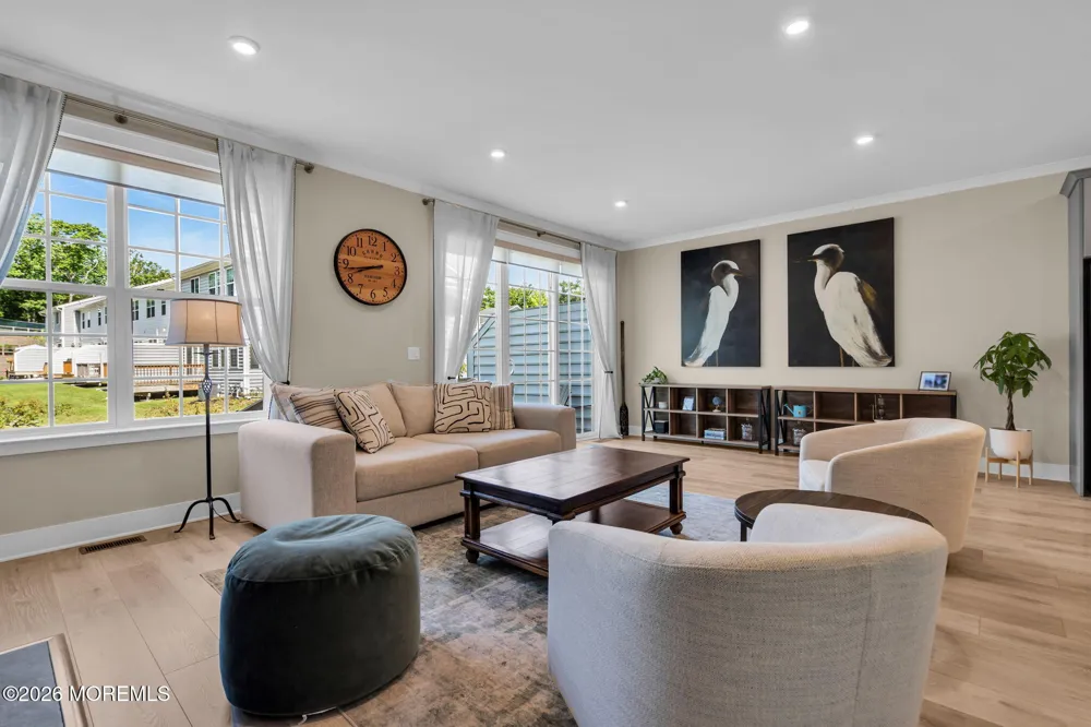 3328 Poplar Place Wall, NJ 07719
