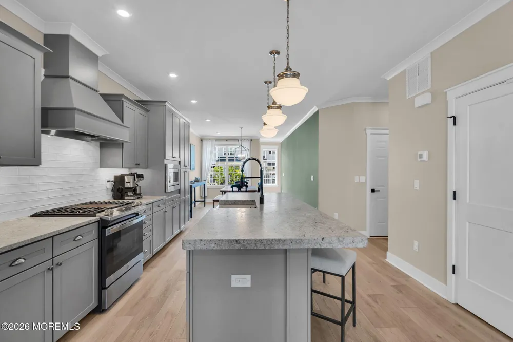 3328 Poplar Place Wall, NJ 07719