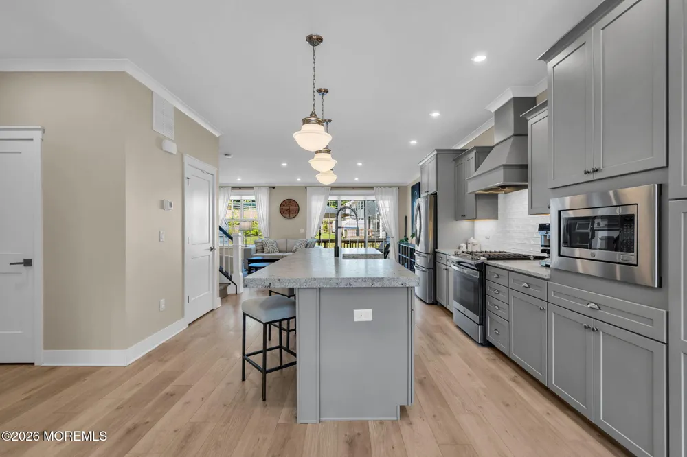 3328 Poplar Place Wall, NJ 07719