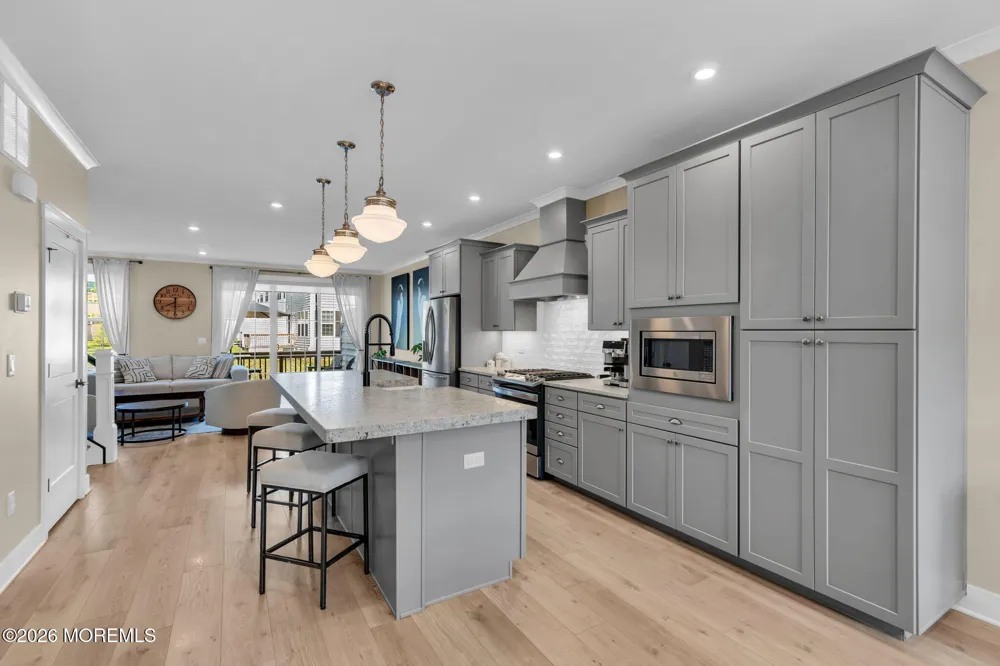 3328 Poplar Place Wall, NJ 07719