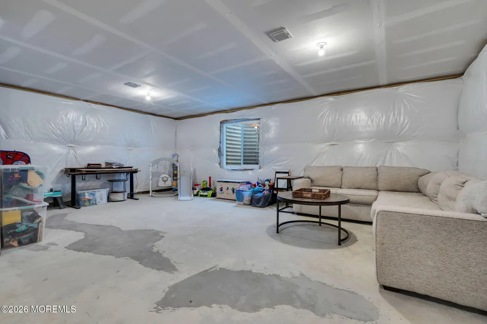 3328 Poplar Place Wall, NJ 07719