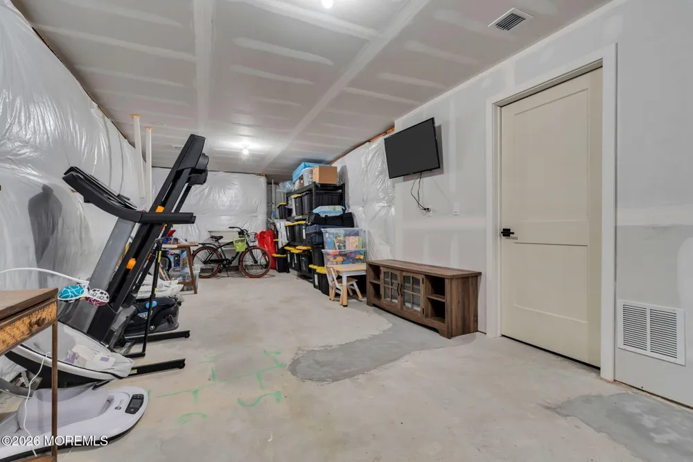 3328 Poplar Place Wall, NJ 07719
