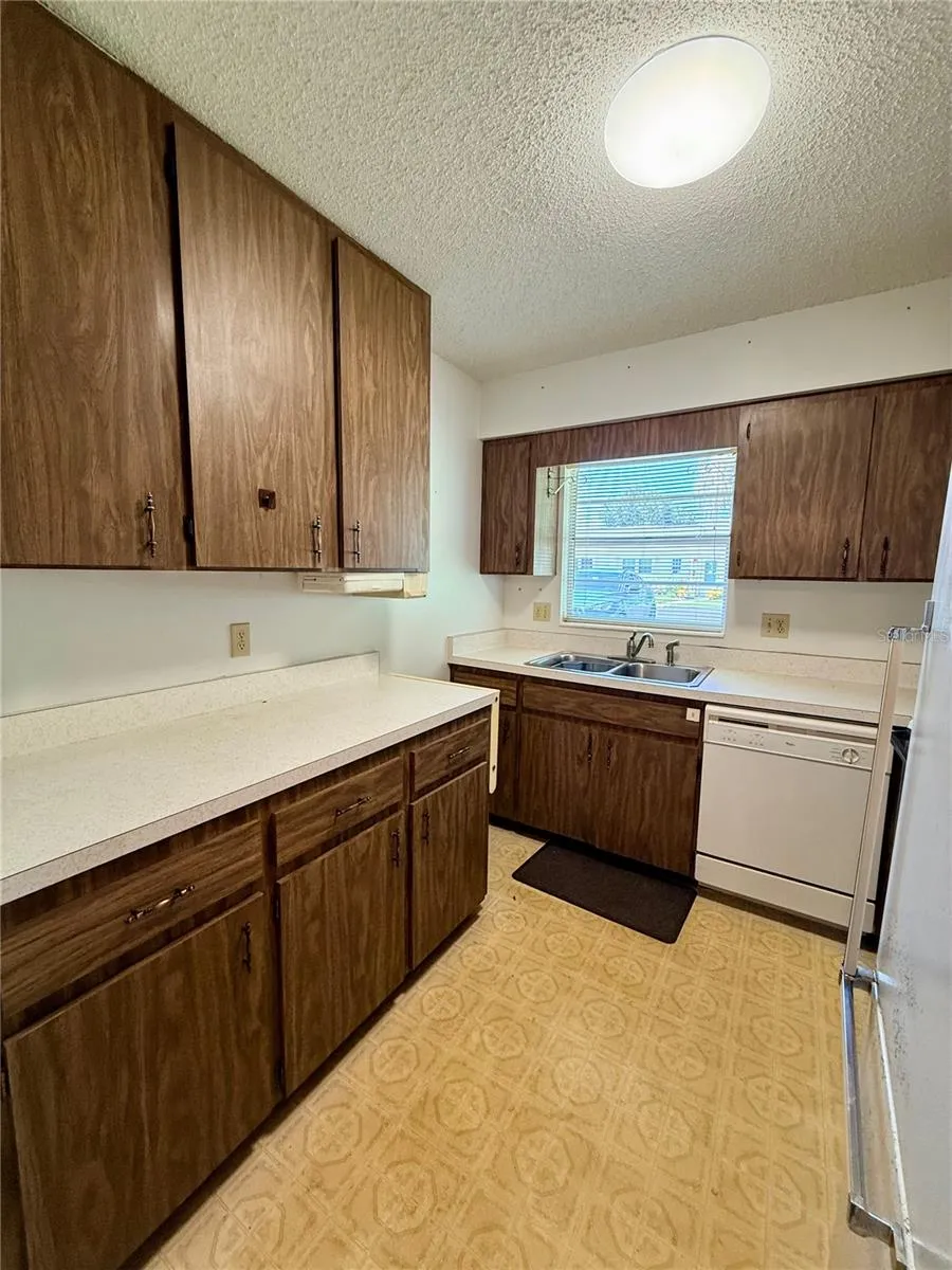 155 HILL AVENUE #80 Deland, FL 32724