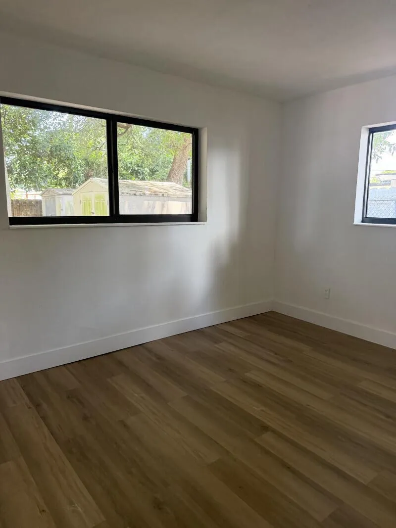 3611 SW 33rd Avenue West Park, FL 33023