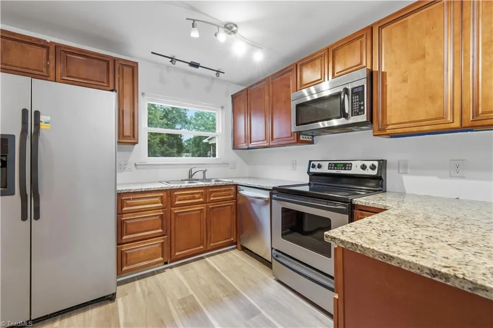 2215 Shadow Valley Road #C High Point, NC 27265