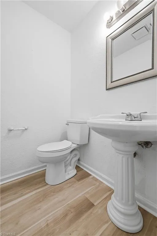 2215 Shadow Valley Road #C High Point, NC 27265