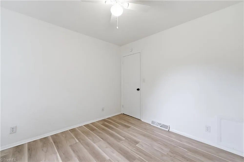 2215 Shadow Valley Road #C High Point, NC 27265