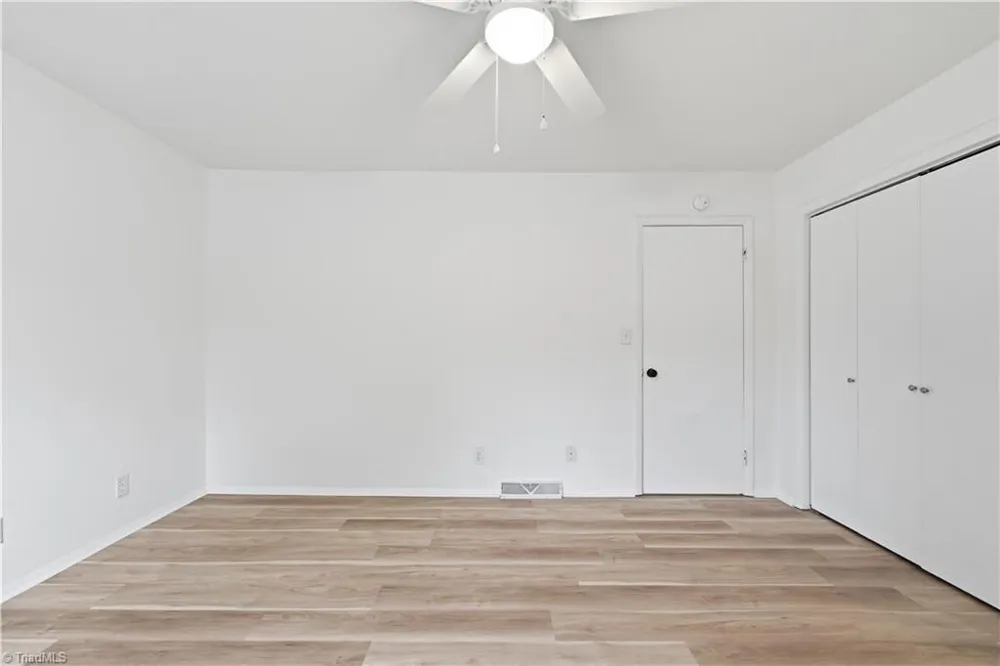 2215 Shadow Valley Road #C High Point, NC 27265