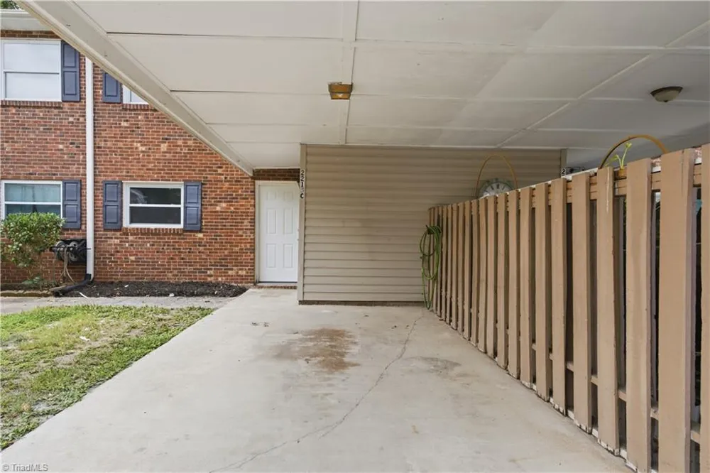 2215 Shadow Valley Road #C High Point, NC 27265