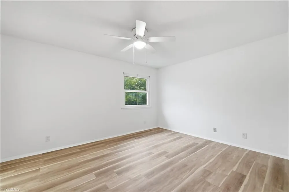 2215 Shadow Valley Road #C High Point, NC 27265