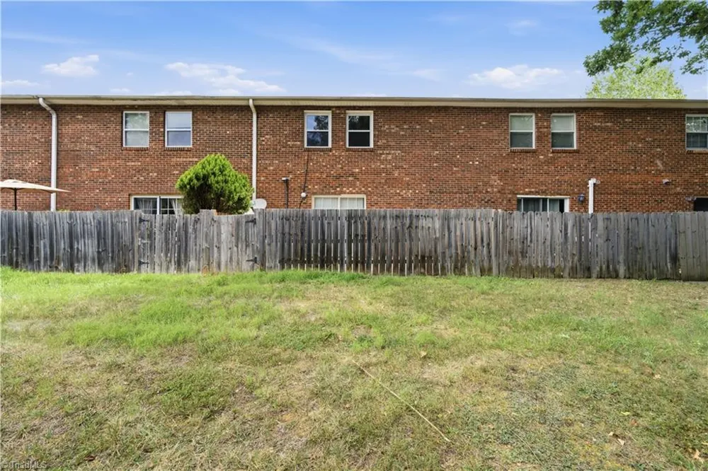 2215 Shadow Valley Road #C High Point, NC 27265