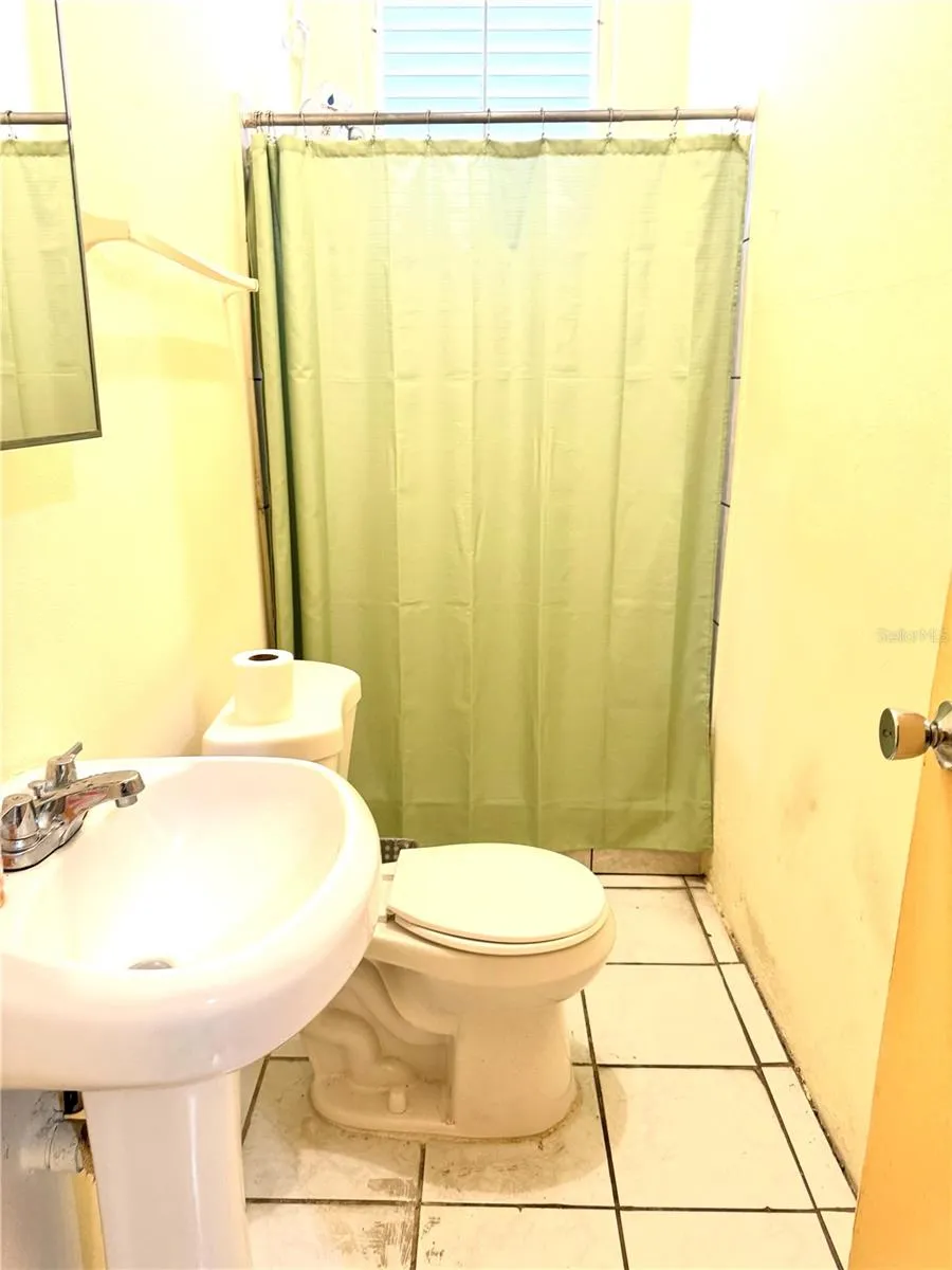 27 SANCHEZ JUSTINIANO/ACACIAS Mayaguez, PR 00680