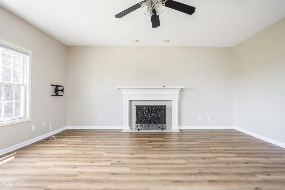 8167 Northpoint Drive Brownsburg, IN 46112