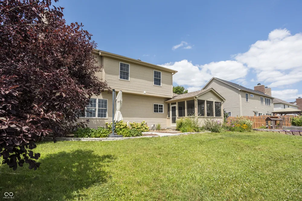 8167 Northpoint Drive Brownsburg, IN 46112