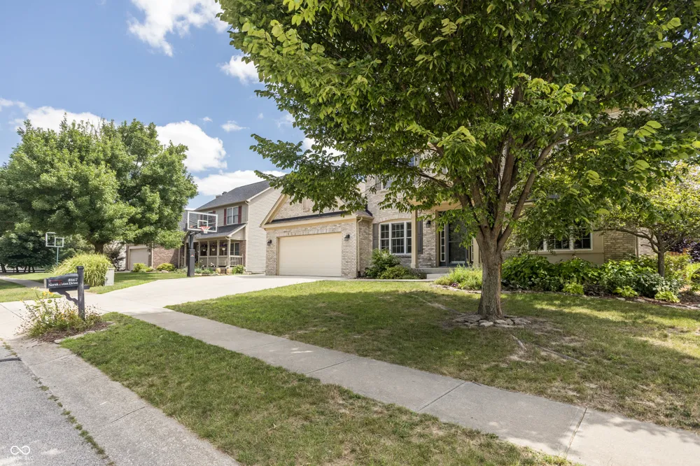 8167 Northpoint Drive Brownsburg, IN 46112