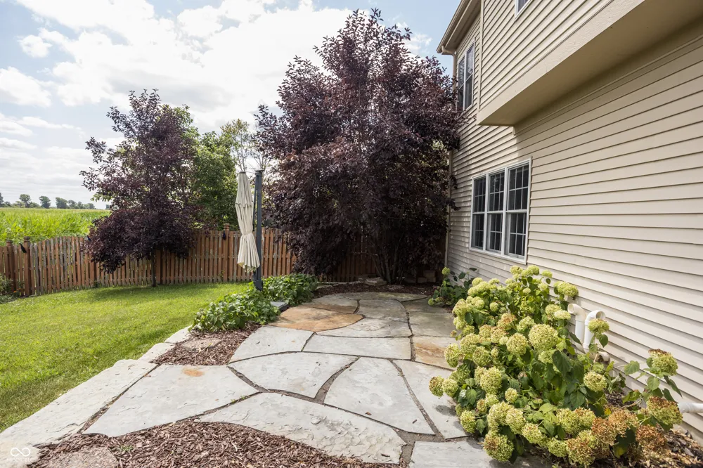 8167 Northpoint Drive Brownsburg, IN 46112