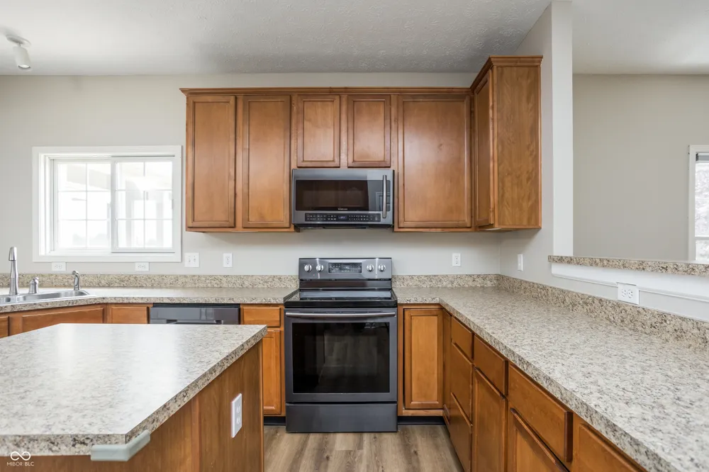 8167 Northpoint Drive Brownsburg, IN 46112