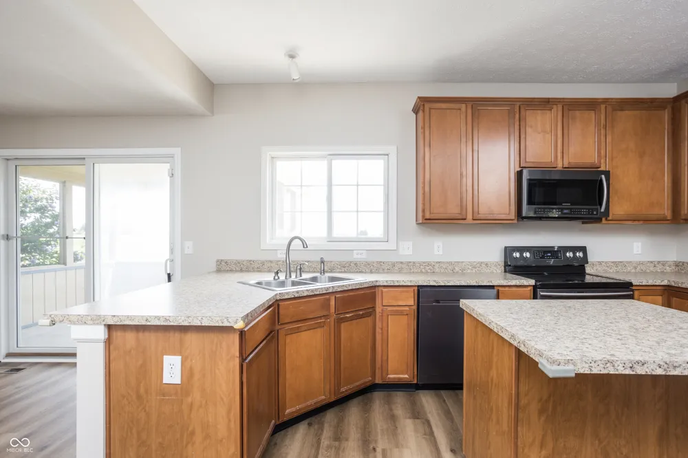 8167 Northpoint Drive Brownsburg, IN 46112