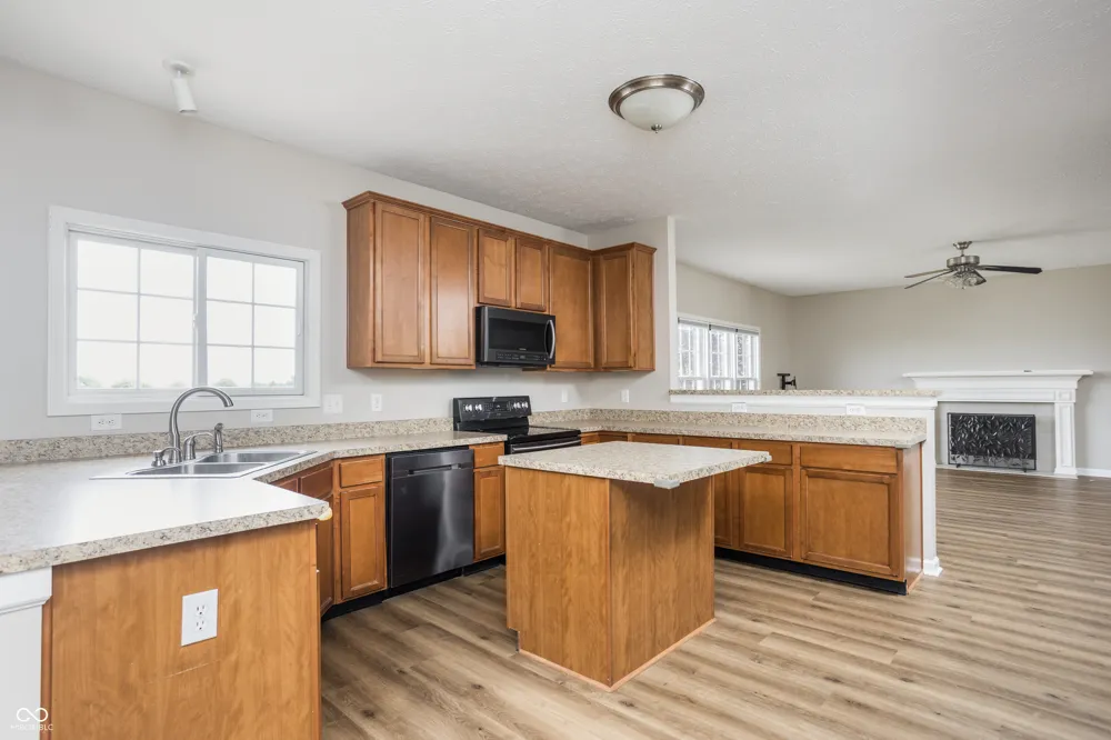 8167 Northpoint Drive Brownsburg, IN 46112