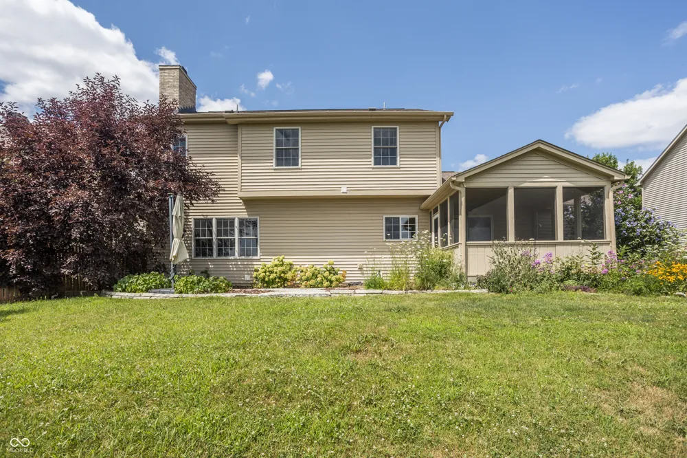 8167 Northpoint Drive Brownsburg, IN 46112