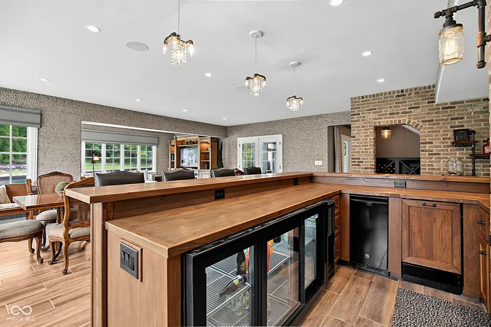 8264 W Fall Creek Drive Pendleton, IN 46064