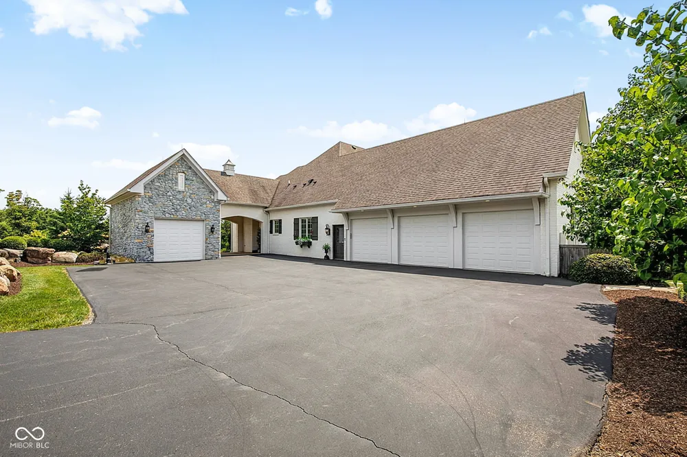 8264 W Fall Creek Drive Pendleton, IN 46064
