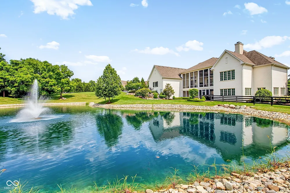 8264 W Fall Creek Drive Pendleton, IN 46064