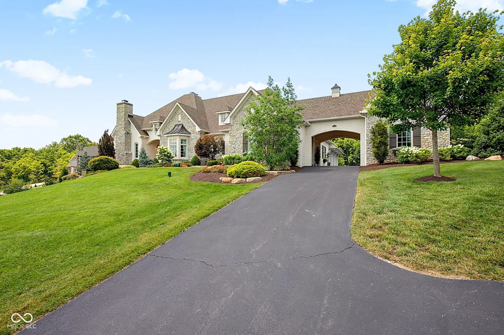 8264 W Fall Creek Drive Pendleton, IN 46064