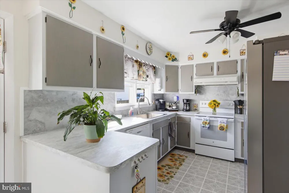 21647 CAMPER CIRCLE Tilghman, MD 21671