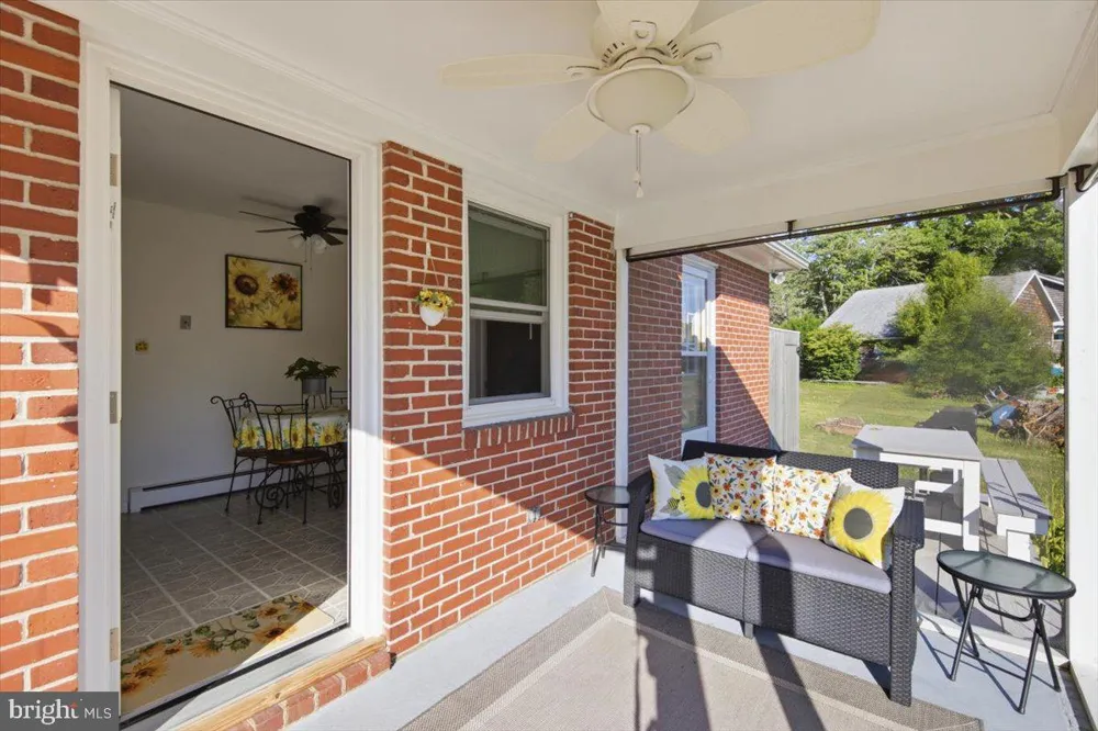 21647 CAMPER CIRCLE Tilghman, MD 21671