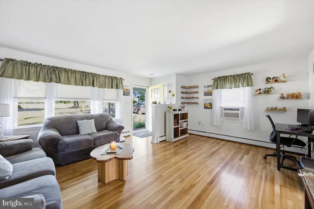 21647 CAMPER CIRCLE Tilghman, MD 21671