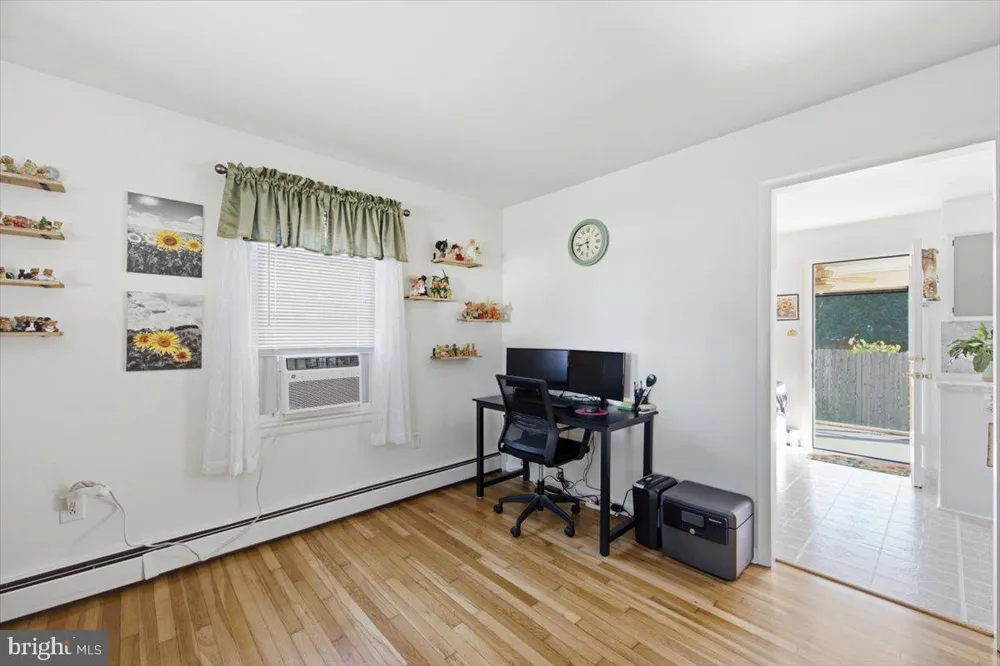 21647 CAMPER CIRCLE Tilghman, MD 21671