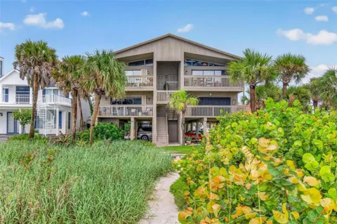 300 BEACH TRAIL #201